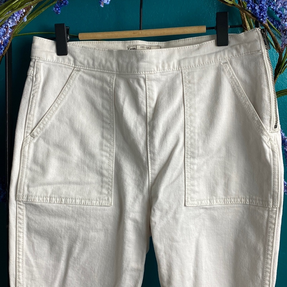 FREE PEOPLE SUPER HIGH RISE  SKINNY, STRETCH - Picture 3 of 5